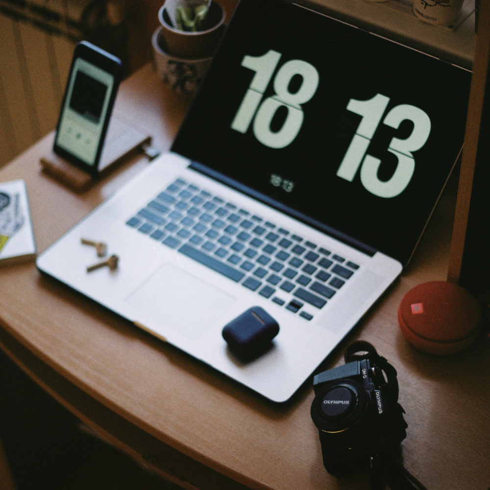 Electronics & Gadgets